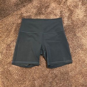 Lulu lemon navy biker shorts size 8
